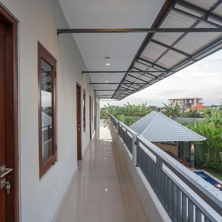 Cempaka Mas Guest House Canggu Buitenkant foto