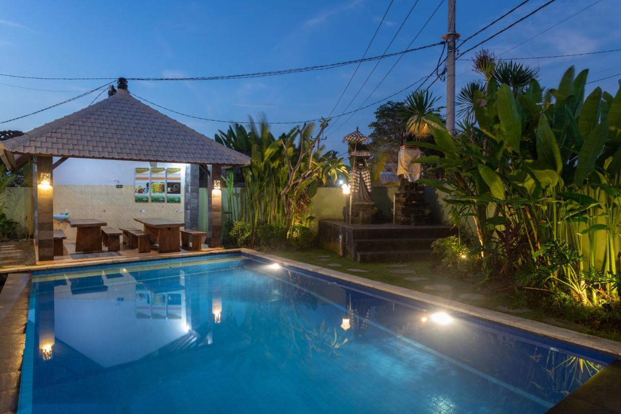 Cempaka Mas Guest House Canggu Buitenkant foto