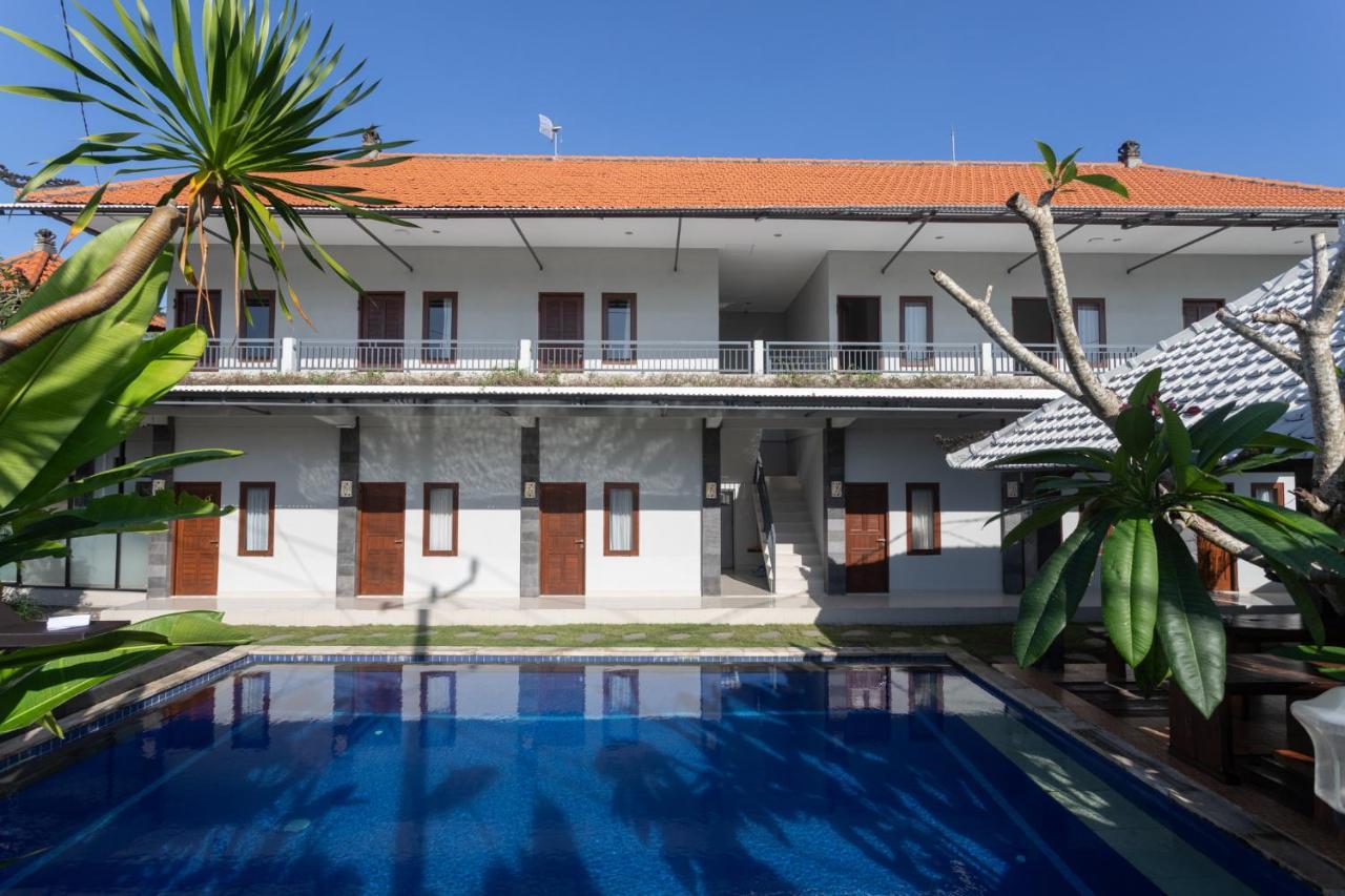 Cempaka Mas Guest House Canggu Buitenkant foto