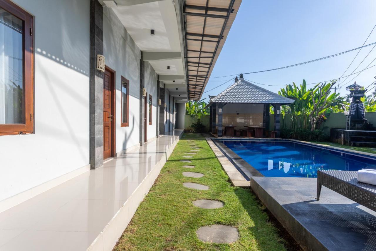 Cempaka Mas Guest House Canggu Buitenkant foto