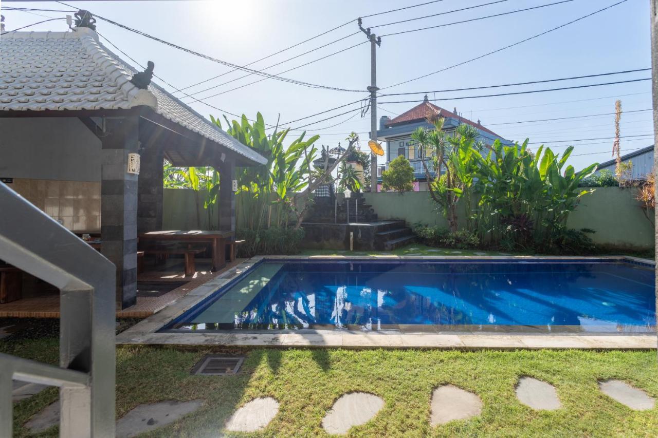 Cempaka Mas Guest House Canggu Buitenkant foto