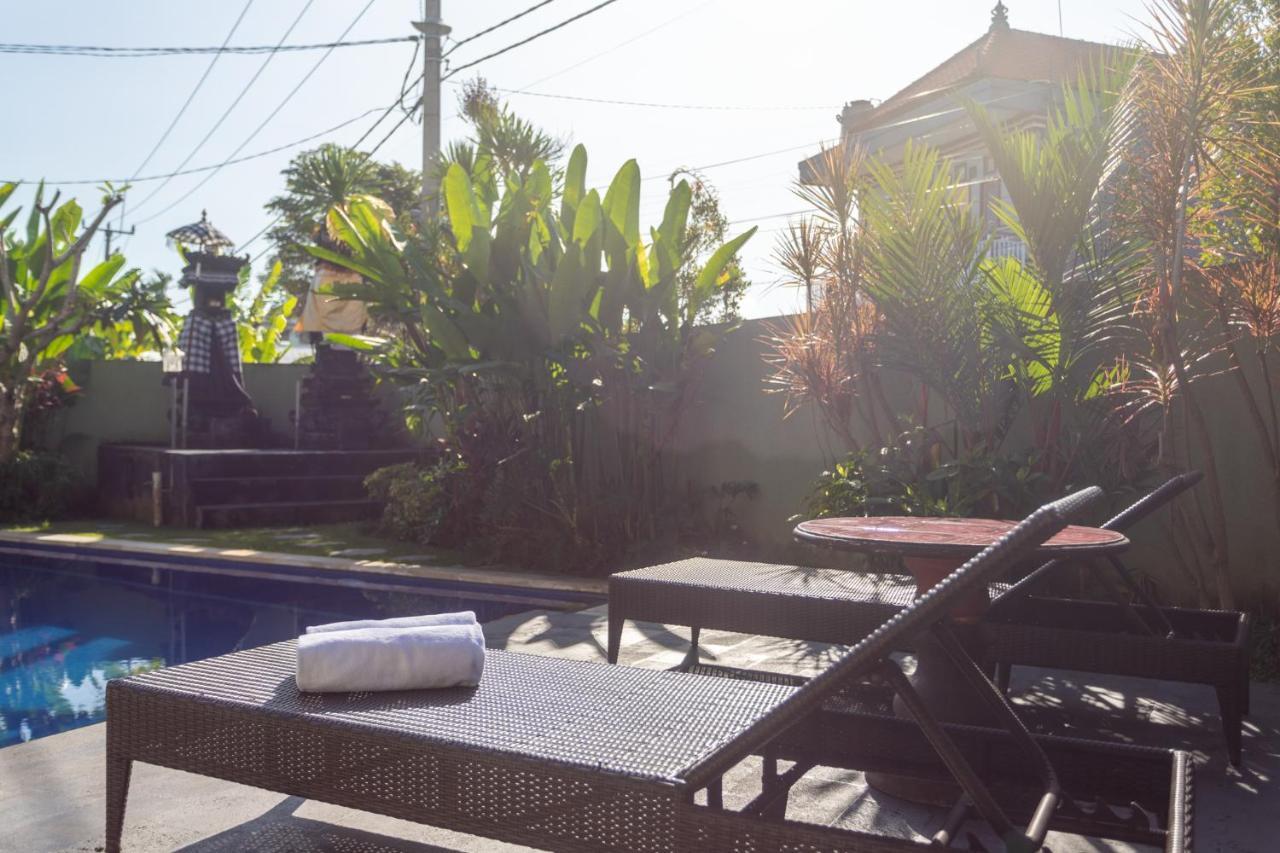 Cempaka Mas Guest House Canggu Buitenkant foto